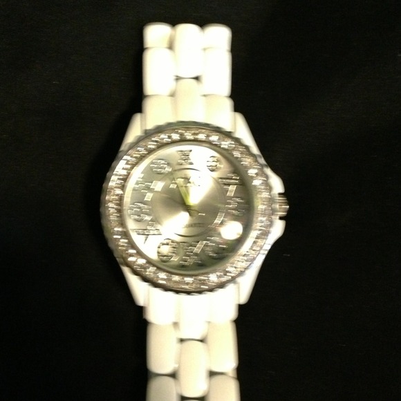 XOXO watch