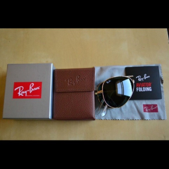 SOLD! Authentic Ray-Ban folding aviator - Picture 2 of 4