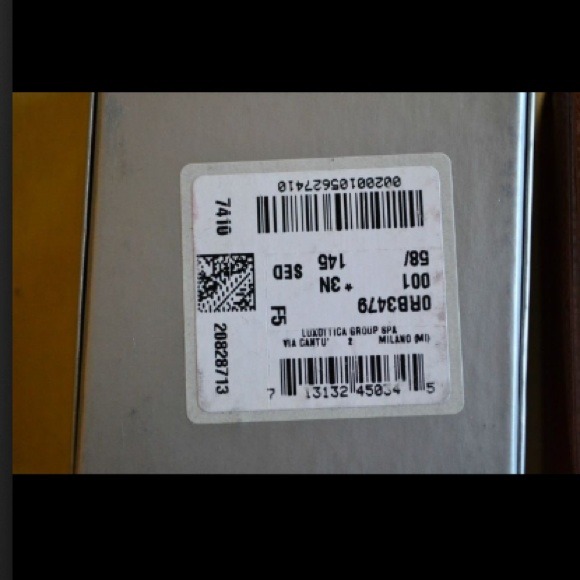 SOLD! Authentic Ray-Ban folding aviator - Picture 4 of 4