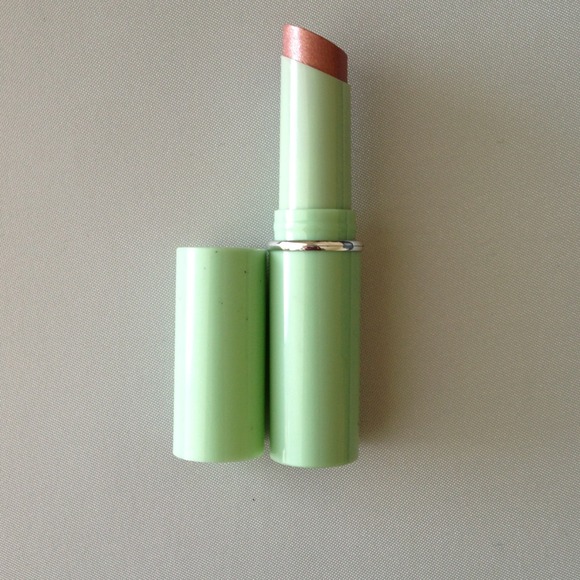 Sold! 💋NEW Clinique Butter Shine Lipstick