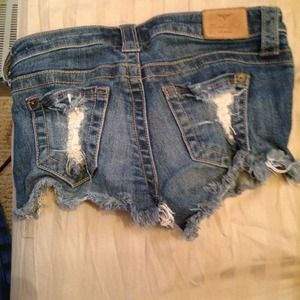 **Traded @dent0818** Shorts size small