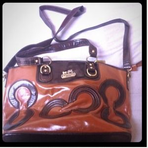 NEED TO SELL TODAY coach purse