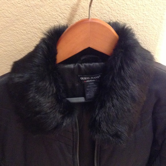 Guess jacket with fox fur collar in medium - Picture 2 of 2