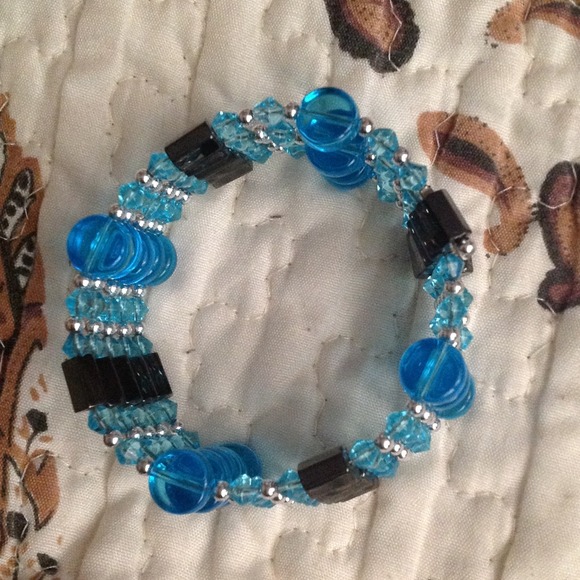 Wrap bracelet - Picture 2 of 2