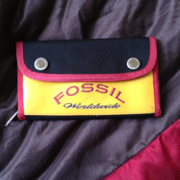 🚫SOLD🚫Authentic Fossil Wallet NWOT