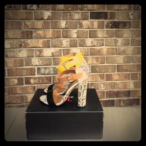 Color Blocked Sandal