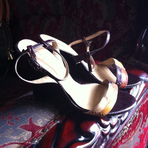 4 color bakers wedged pump