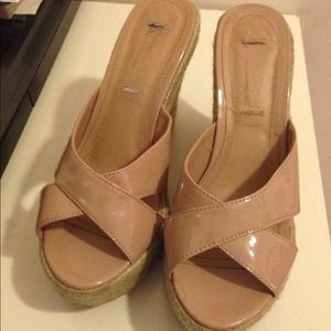 Steve Madden espadrilles size 7.5, nude