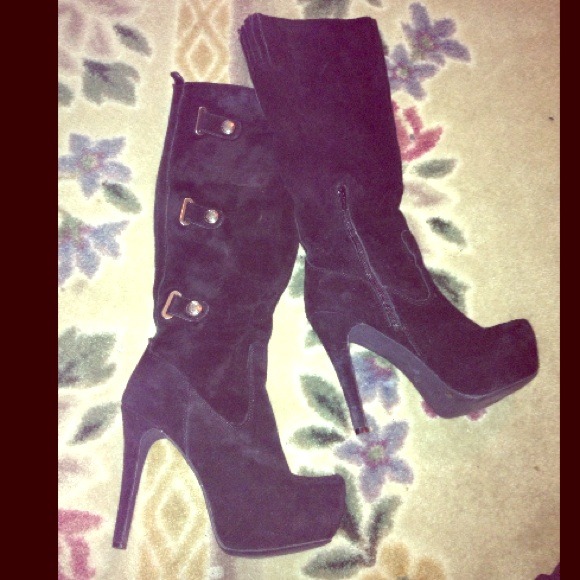 Sexy boots!
