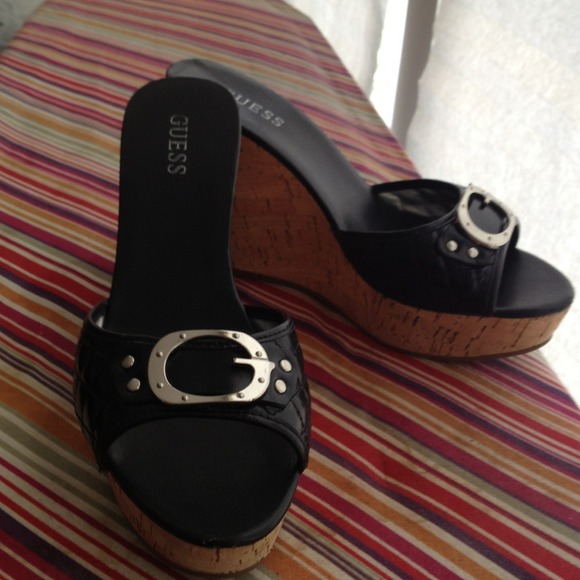 Black Wedge Ssndal