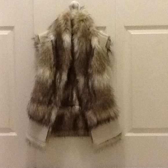 Suede and faux fur vest REDUCED