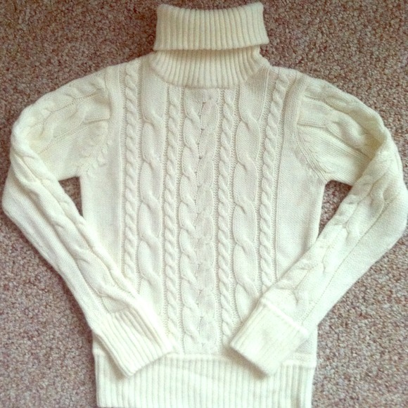 H&M cable knit turtleneck