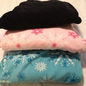 BUNDLED. 👇Reduced 🎀Bundle of 3 sleep pants