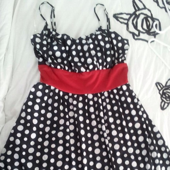 Spaghetti strap dress w/ shoes