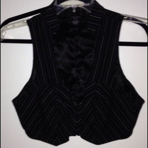 😍 Guess Jeans pinstripe vest 😍