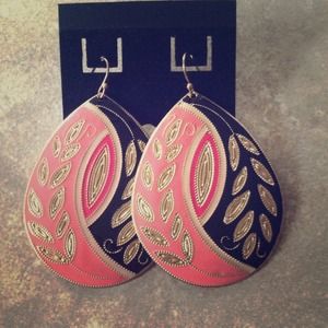 Black and peach earrings