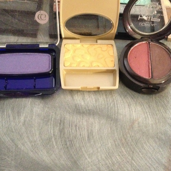 Eye shadow bundle - Picture 3 of 4