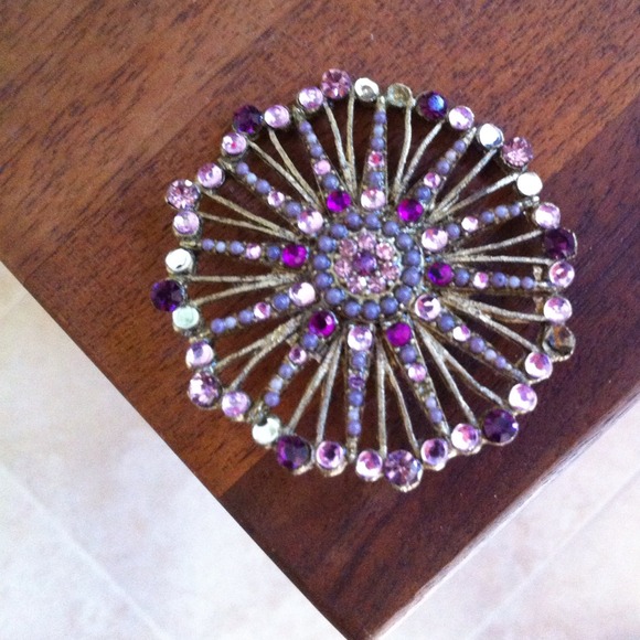 Brooch Set - Picture 3 of 4