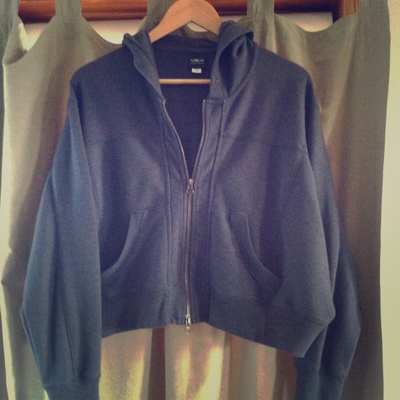 Victoria's Secret Tops - Victoria secret cropped hoodie