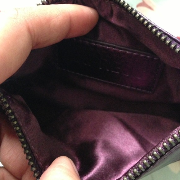 ☀Sold☀Brand new express clutch - Picture 2 of 2