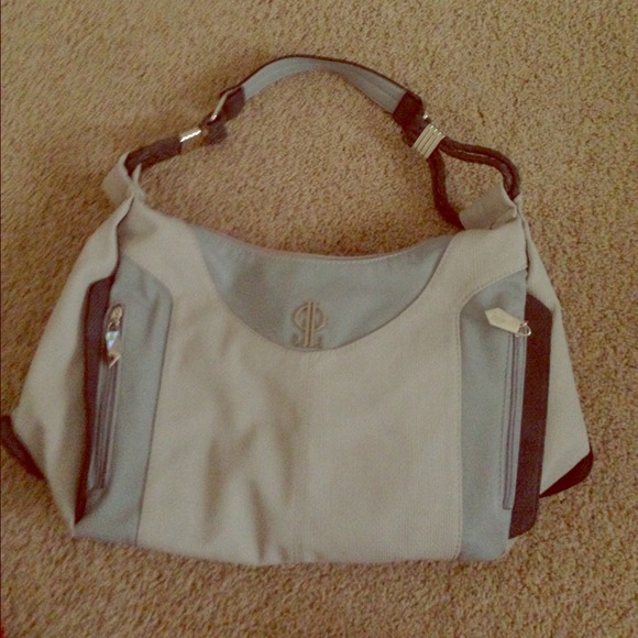 Jennifer Lopez for Kohls handbag!