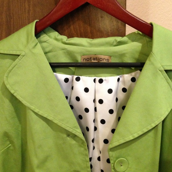 Green spring jacket - Picture 3 of 4