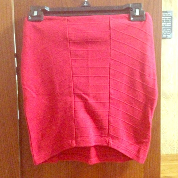 🚫Traded🚫Red skirt