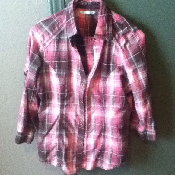 Maurices Long sleeve pink and brown plaid :) - Picture 1 of 1