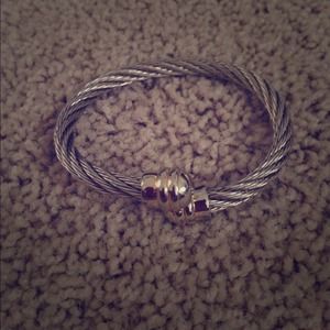 Silver rope bangle- TRADED:)