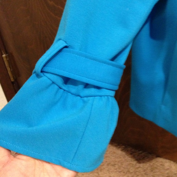 Blue spring jacket - Picture 2 of 4