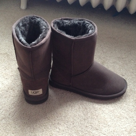 Brown (dark)
