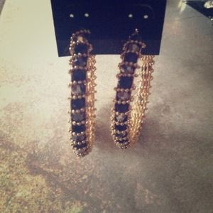 Black and gold hoops