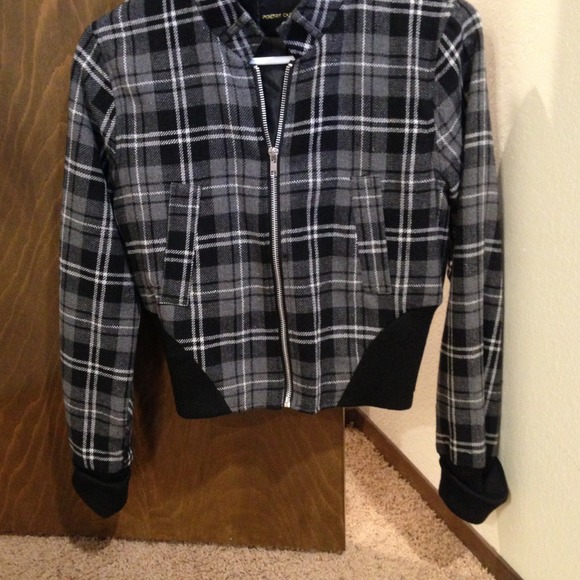 Fall or spring jacket - Picture 2 of 4