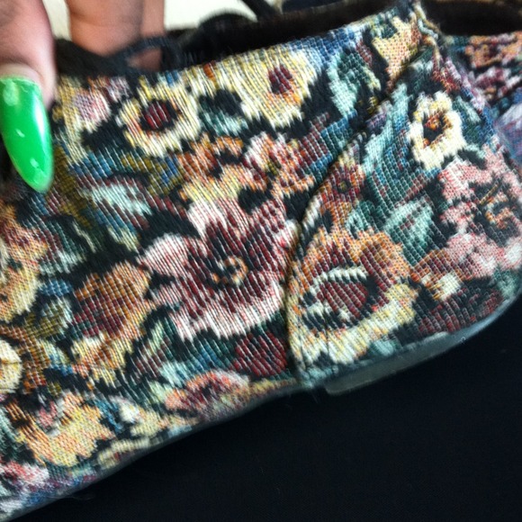 Oxfords - Picture 4 of 4