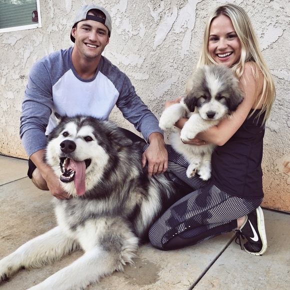 Meet the seller/buyer!✨ - Picture 8 of 9