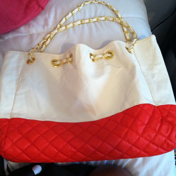 Purse - Picture 2 of 4