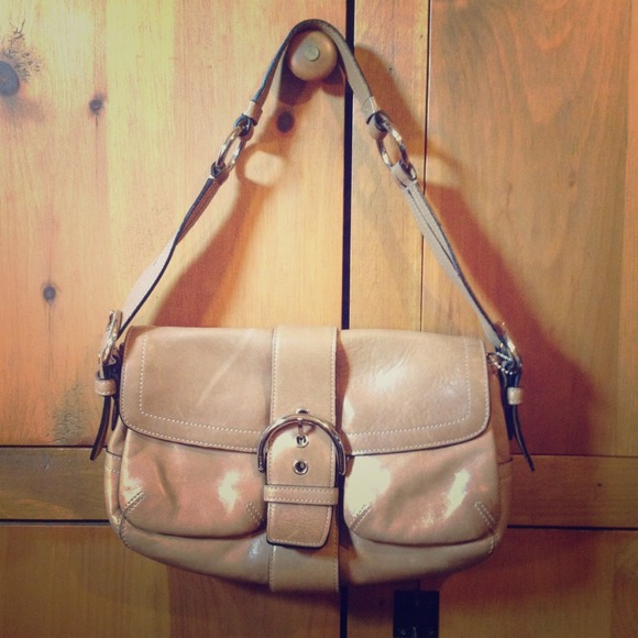 Coach Light Brown Leather Purse