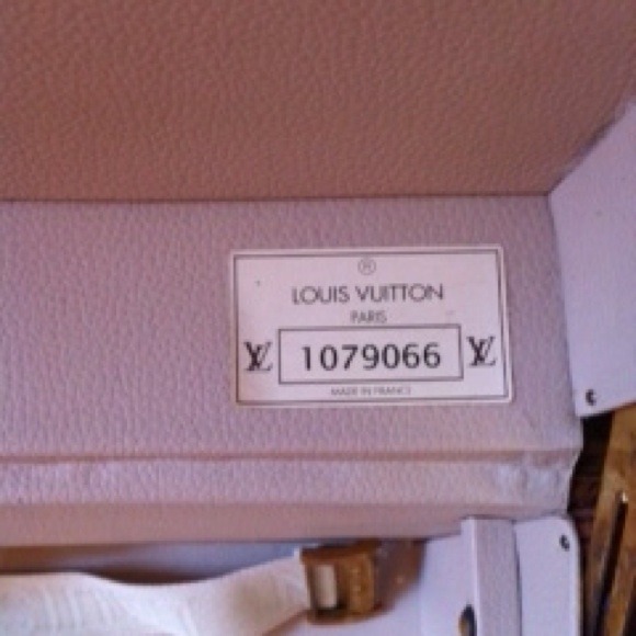 SOLD - Picture 2 of 4