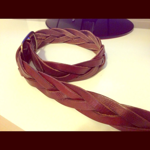 Ralph Lauren brown leather braided belt. Small. - Picture 1 of 3