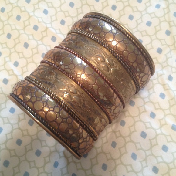 💜💜SOLD💜💜Bronze Cuff Bracelet