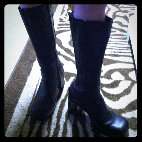 Black boots