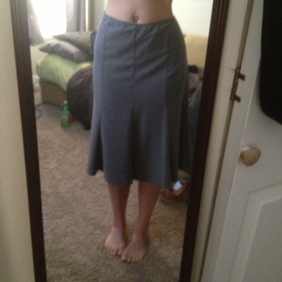 Adorable A line skirt - Picture 2 of 2