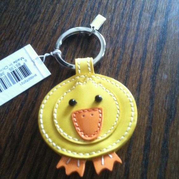 AUTHENTIC COACH KEY FOB