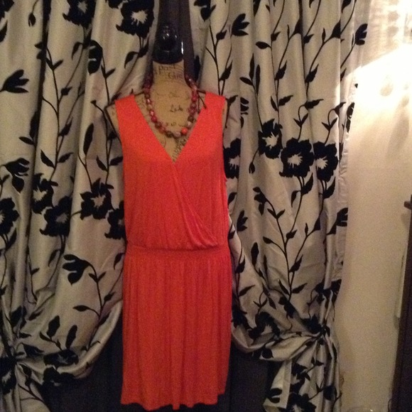 *BUNDLE*  2 cute summer wrap dresses* NWT