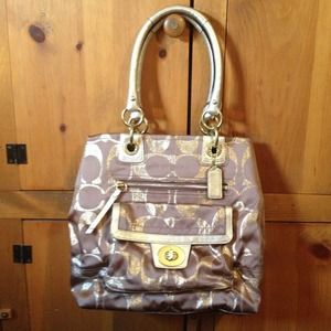 Coach Hampton Signature Turnlock Bag