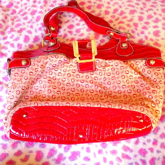Guess with Snakeskin Bottom Cherry Red - Picture 1 of 1
