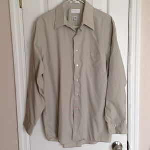 Mens Shirt Van Huesen size Large
