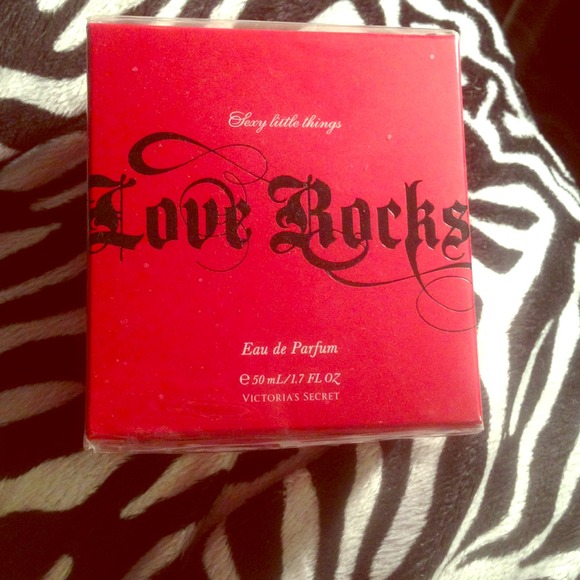 Victoria's Secret "Love Rocks" perfume brand new!!