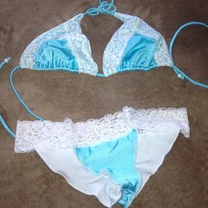 Scrunch butt Lacey bikini *RESERVED*