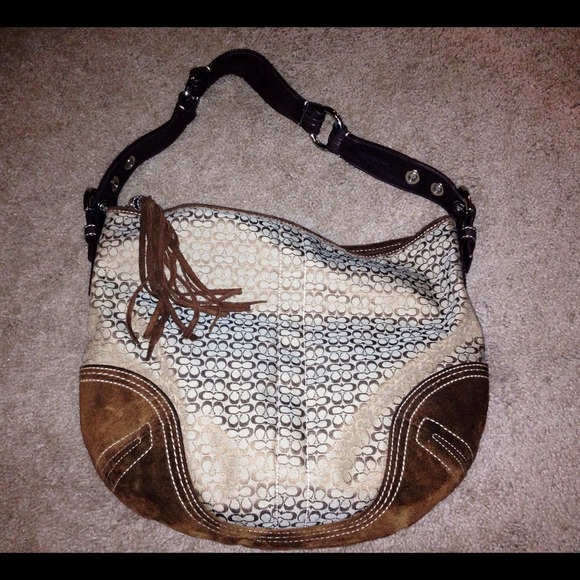❌SOLD❌ PRICE LOWERED!!!  Authentic Coach hobo bag.
